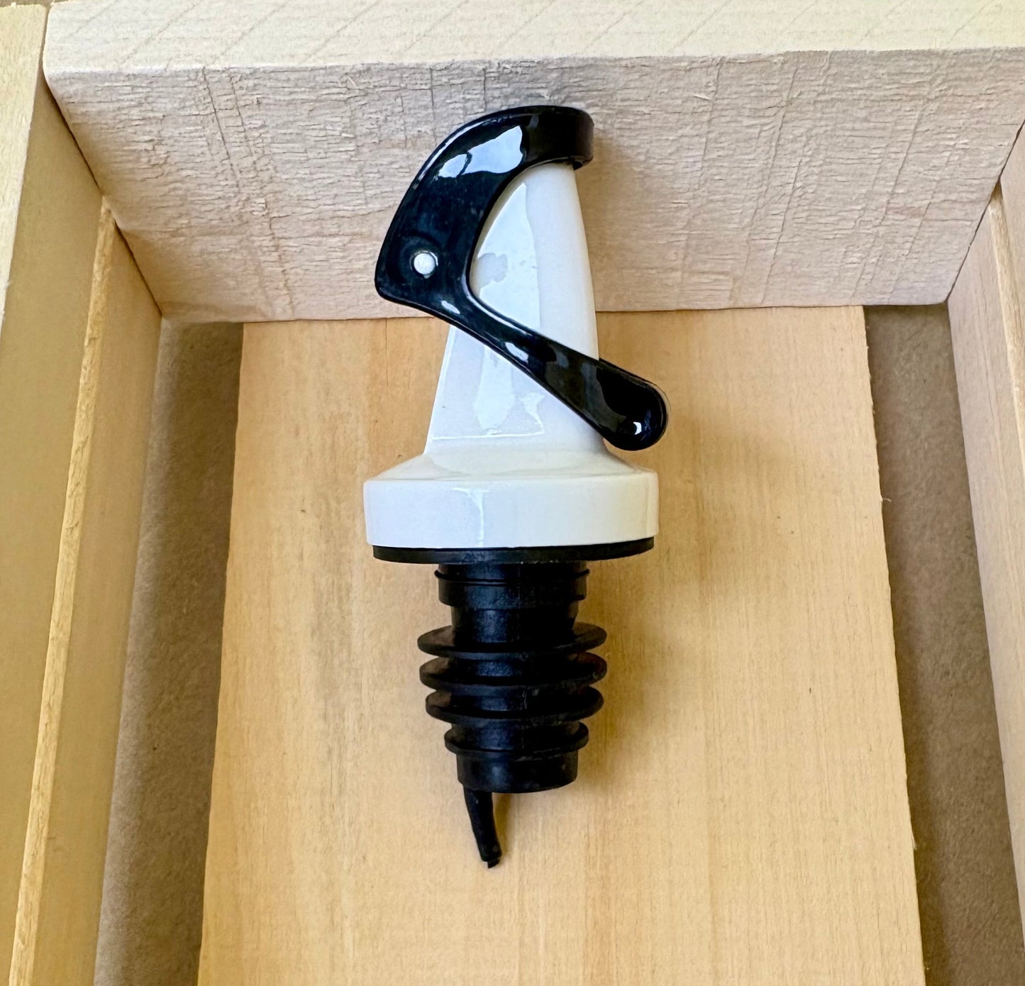 Plastic Weighted Pour Spout