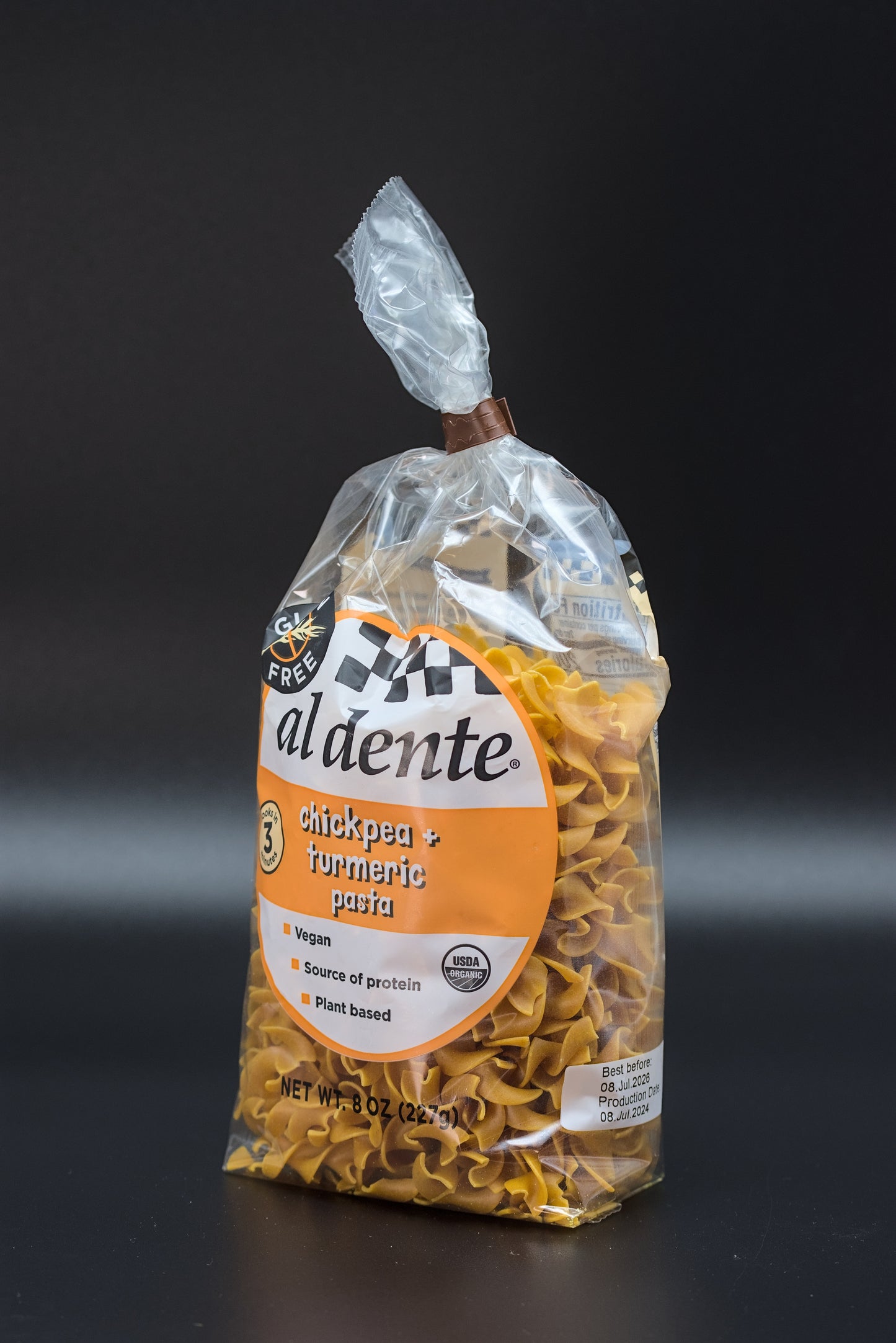Chickpea+Turmeric pasta